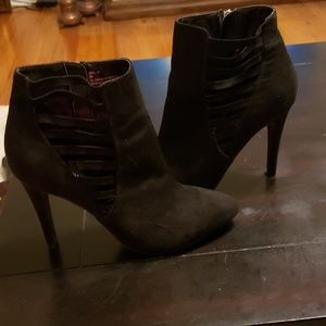 Kelly & Katie suede boots sz 9